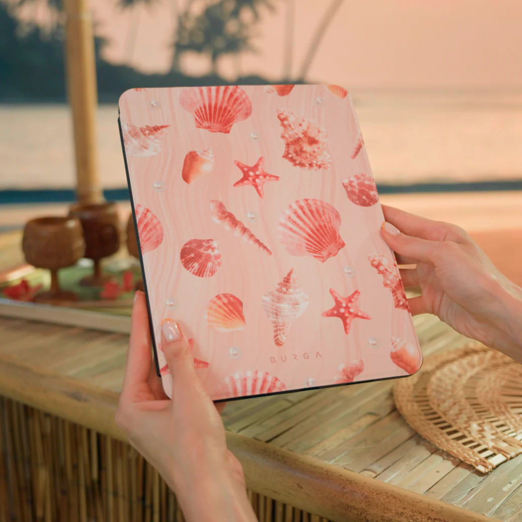 Honolulu - iPad 9.7 (6th/5th Gen) Case - Image 8