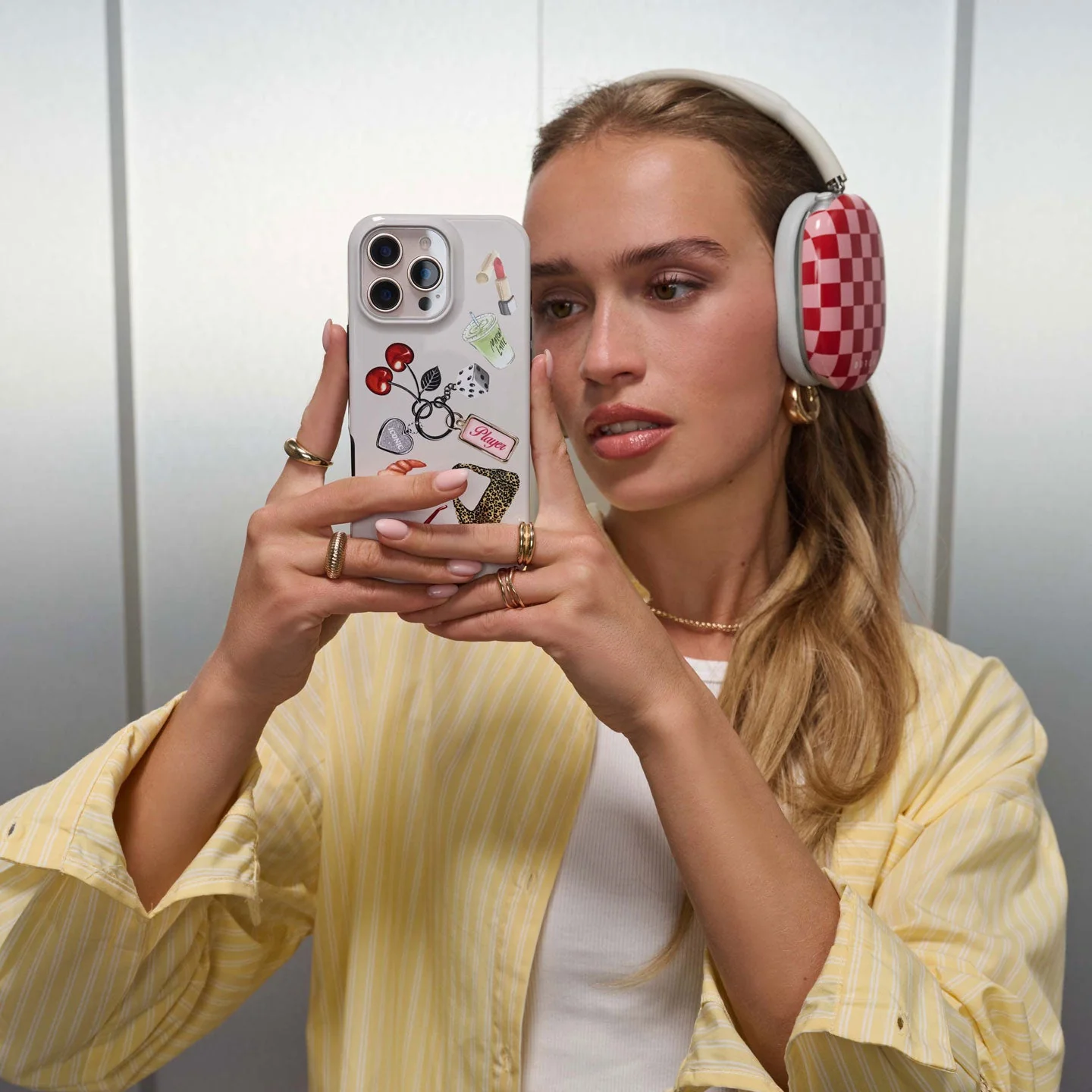 It Girl - iPhone 17e Case - Image 6