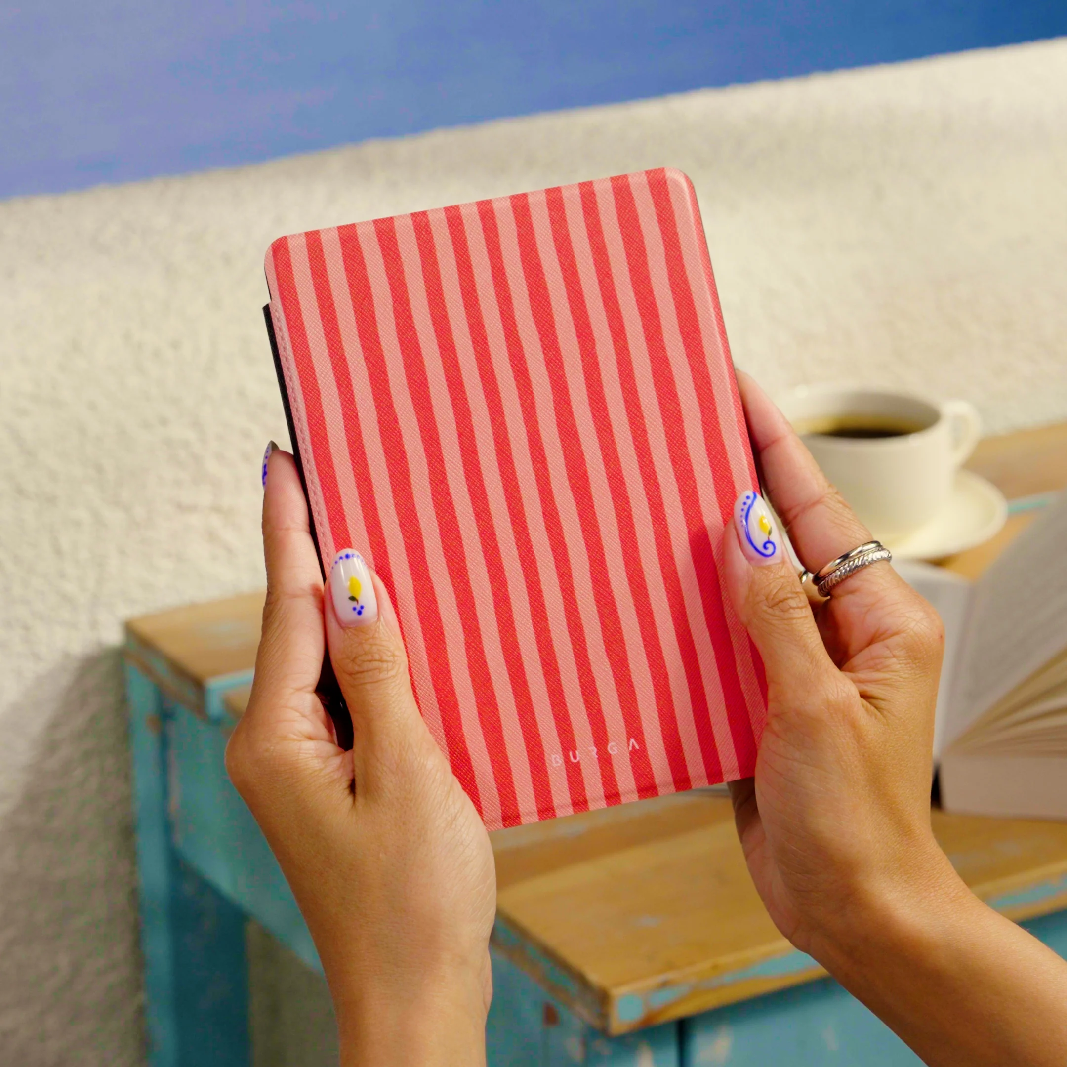 Nera - Kindle Paperwhite (12th Gen) Case - Image 9