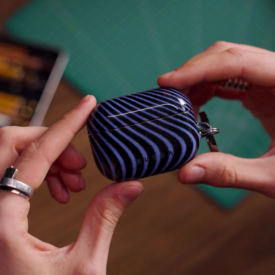 Regatta - AirPods Pro 3 Case - Image 5