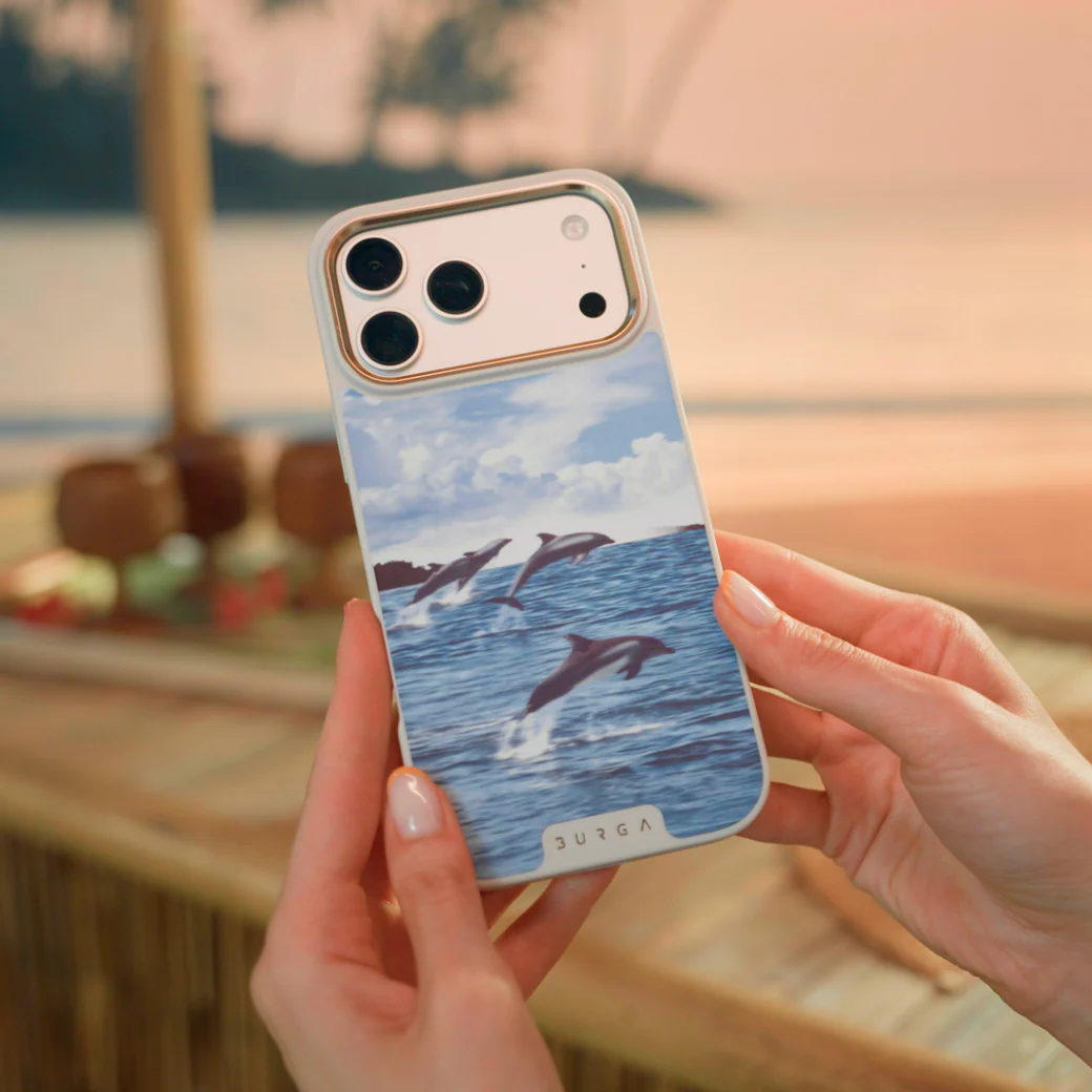Retro Splash - iPhone 16 Pro Case - Image 29